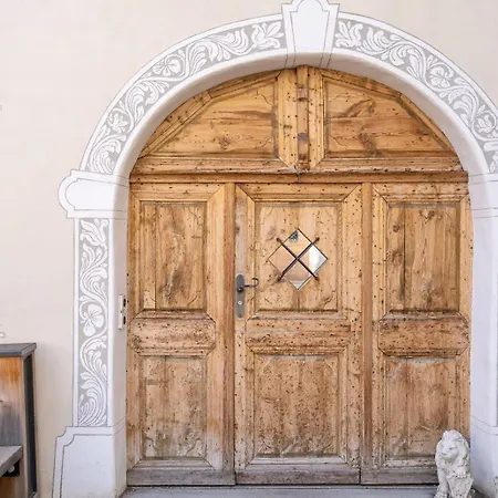 Chasa Soemmi Ferienhaus *